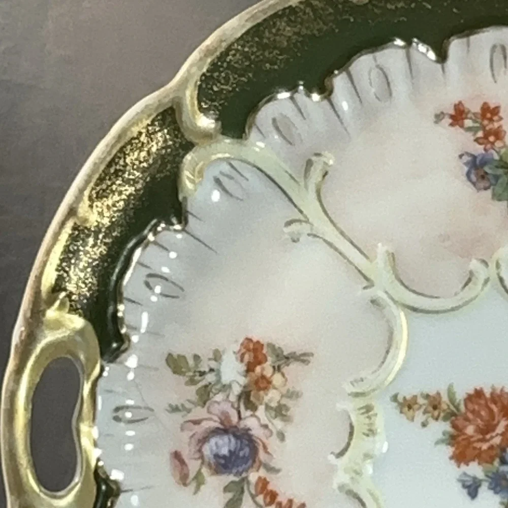 Antique Victorian Handled Cake Plate Pattern 930 Forest Green Stipple Gilt 10.5